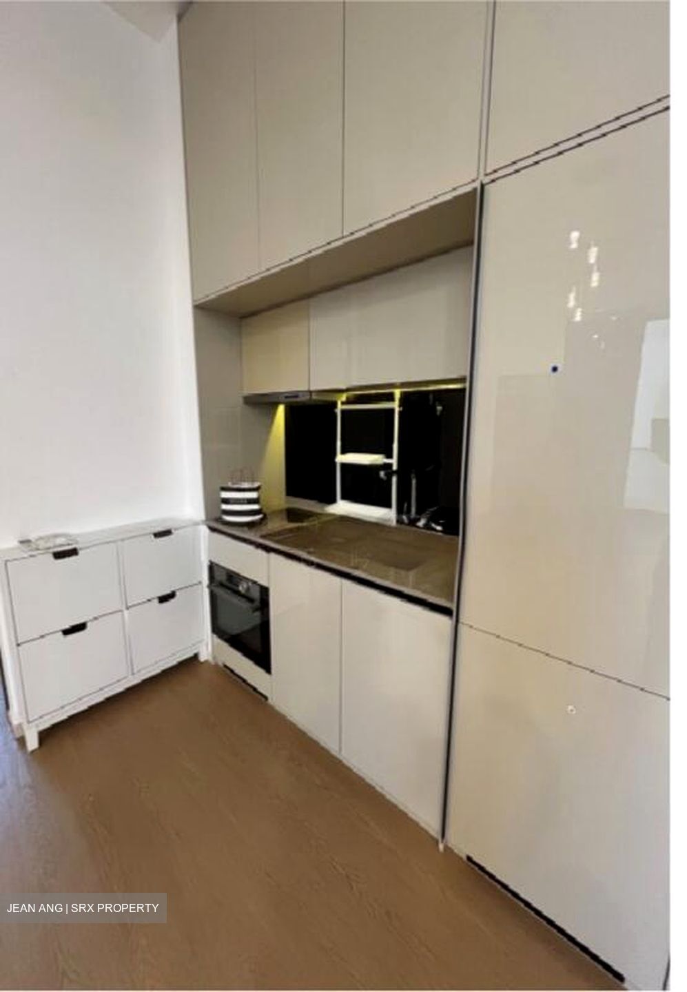 38 Jervois (D10), Apartment #517230091